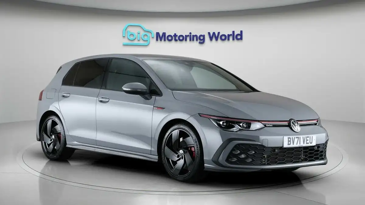 2021-volkswagen-golf-20-tsi-gti-dsg-big-1