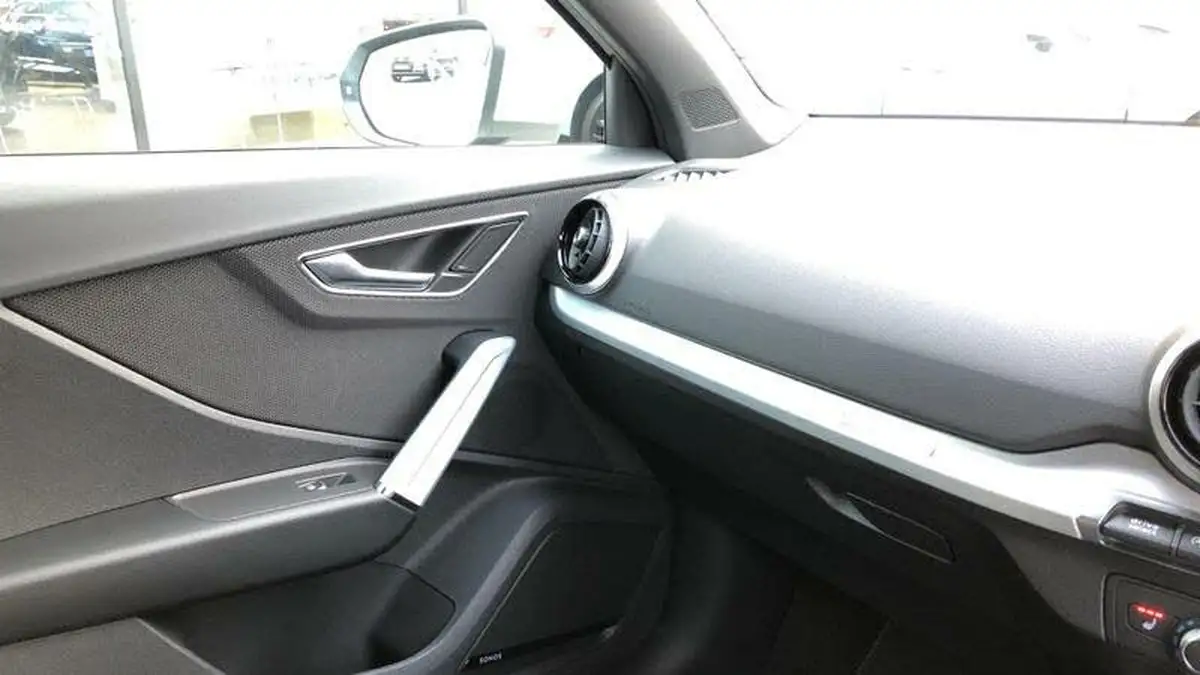2024-audi-q2-15-35-tfsi-s-line-tronic-big-37