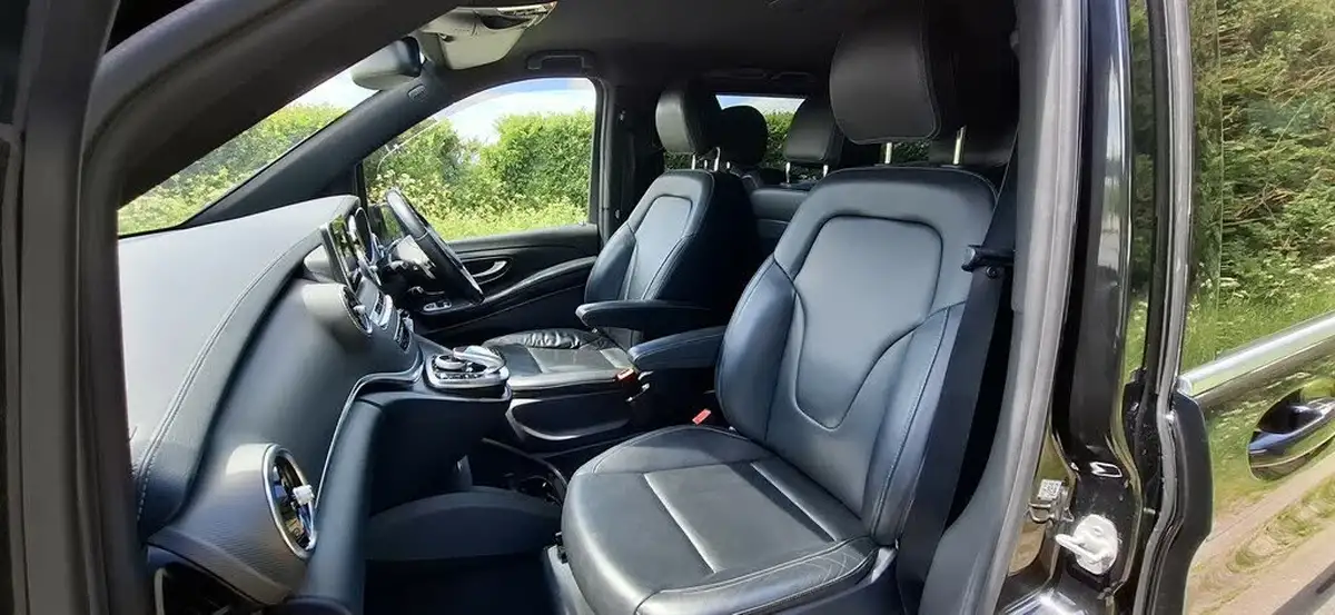 2018-mercedes-benz-v-class-big-7