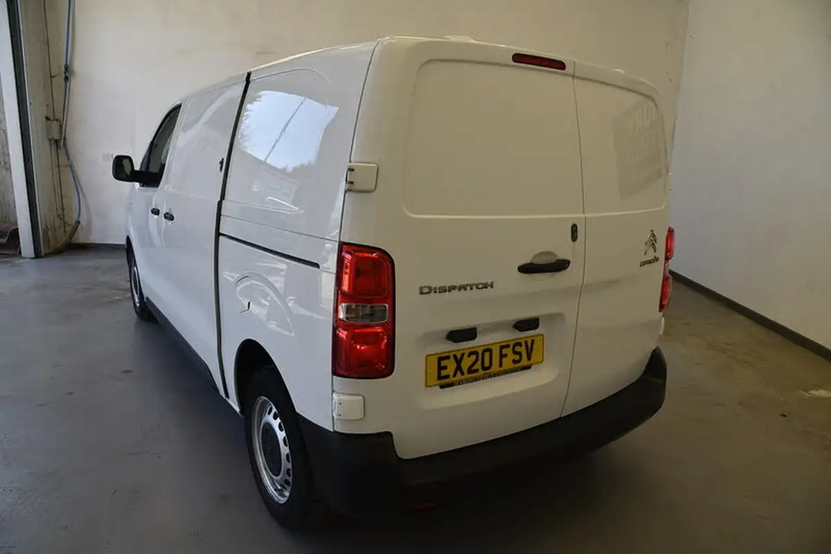 2020-citroen-dispatch-20bluehdi-enterprise-m-1400-120pseu6d-ss-crew-big-21