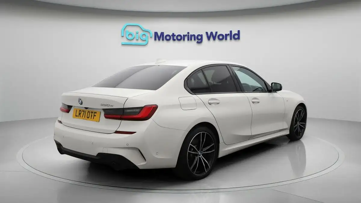 2021-bmw-3-series-20-330e-m-sport-tech-packpro-pack-saloon-4d-big-7
