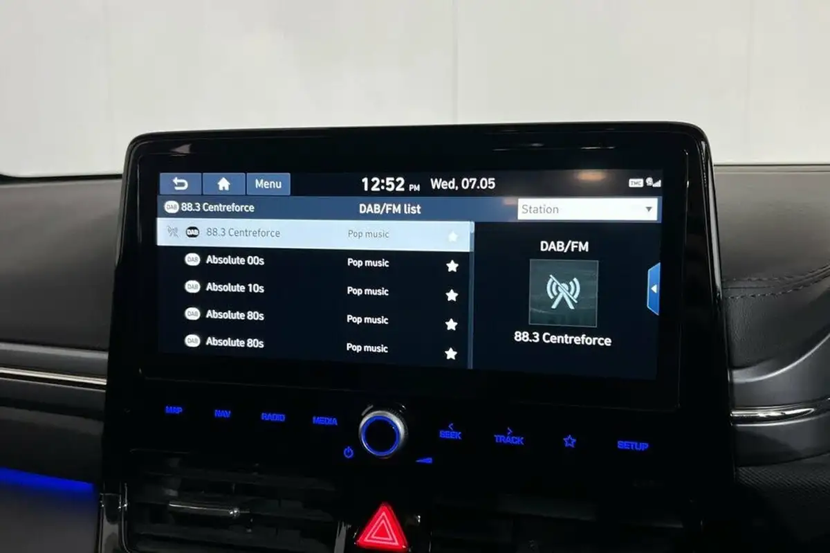 2021-hyundai-ioniq-e-premium-electric-100kw-big-18