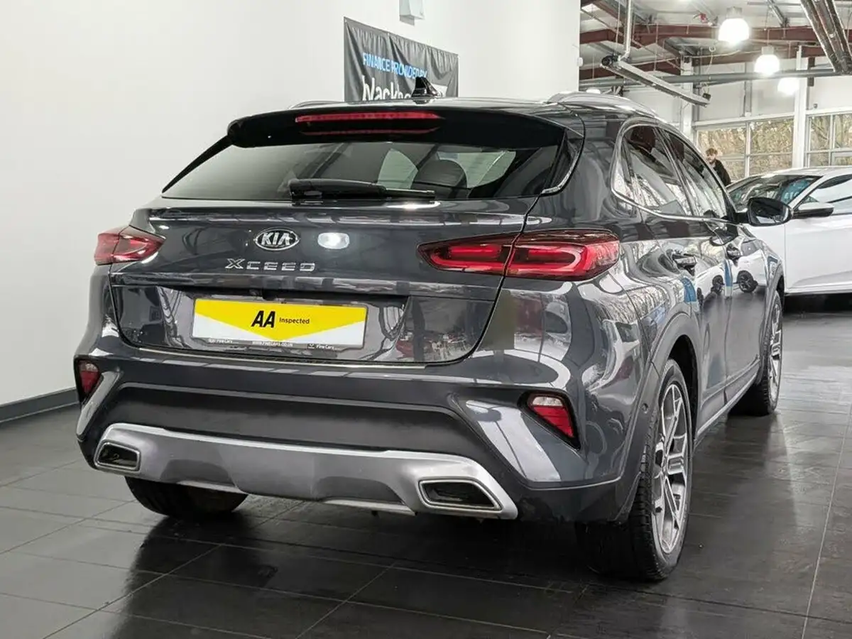 2020-kia-xceed-16-gdi-first-edition-big-10
