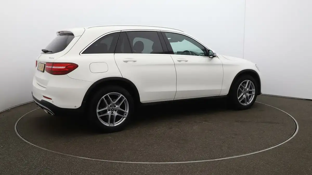 2018-mercedes-benz-glc-class-20-glc250-amg-line-ss-station-wagon-5d-big-50