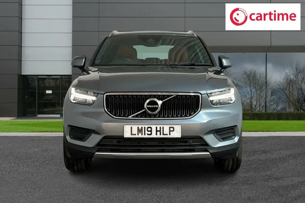 2019-volvo-xc40-20td-d3-momentum-big-4