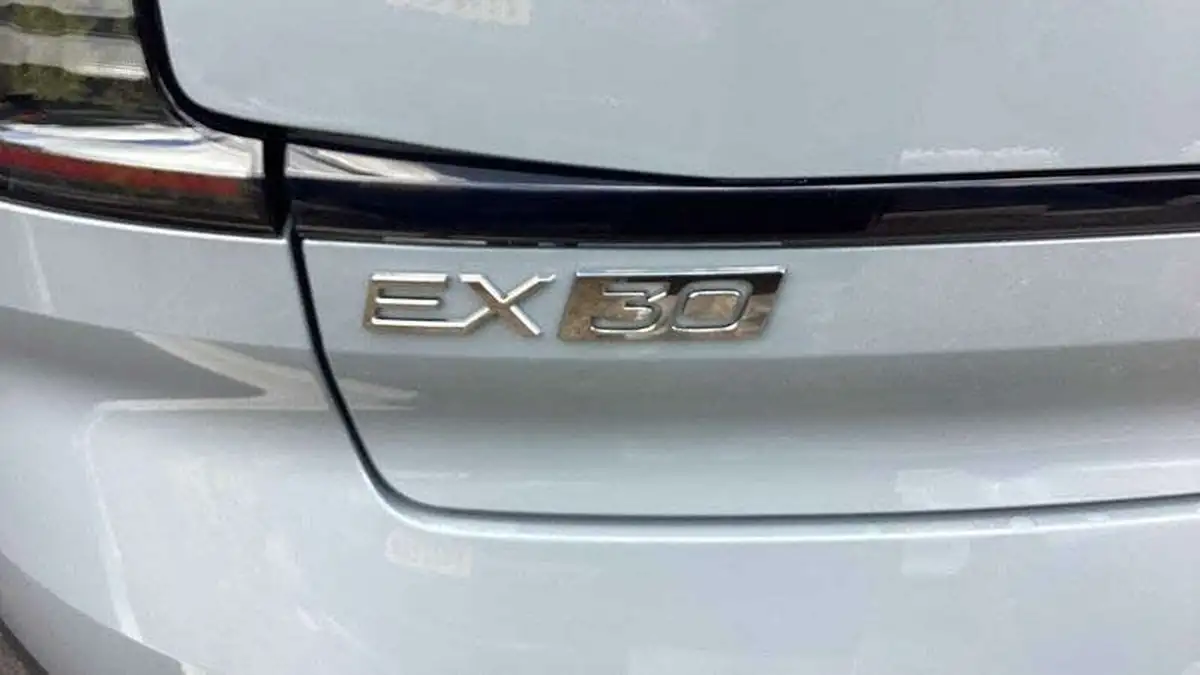 2024-volvo-ex30-e-twin-ultra-big-27