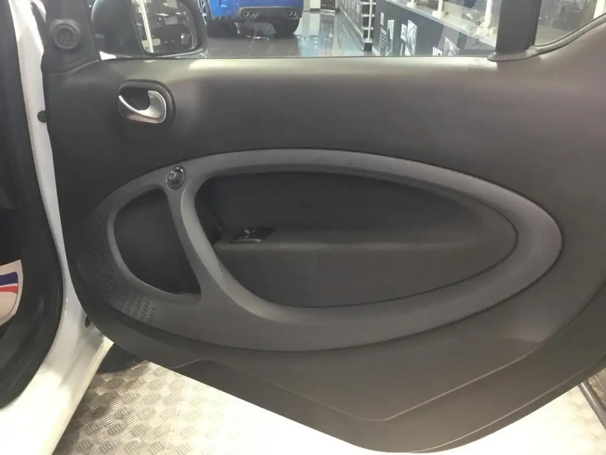 2017-smart-fortwo-09-prime-90bhp-premiumss-coupe-twinamic-big-24