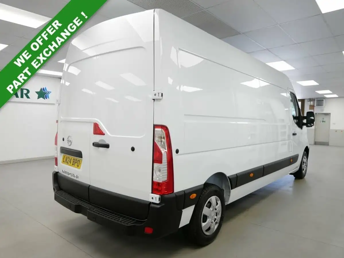 2024-nissan-interstar-23dci-f35-l3h2-acenta-135pseu6d-panel-van-big-9