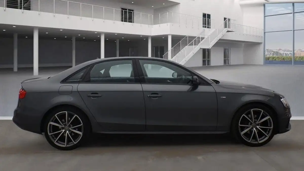 2016-audi-a4-20td-quattro-black-edition-plus-big-4