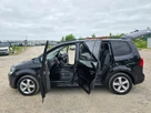 2014-volkswagen-touran-small-13