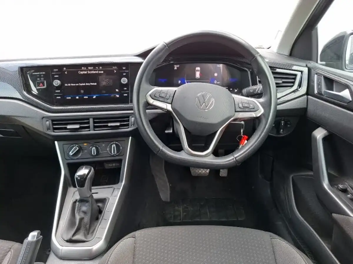 2024-volkswagen-polo-10-tsi-match-dsg-big-6