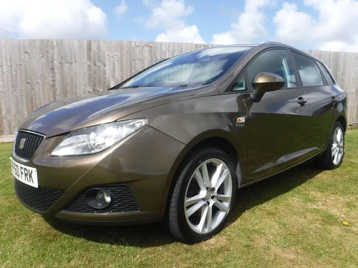 2010-seat-ibiza-16td-se-big-11