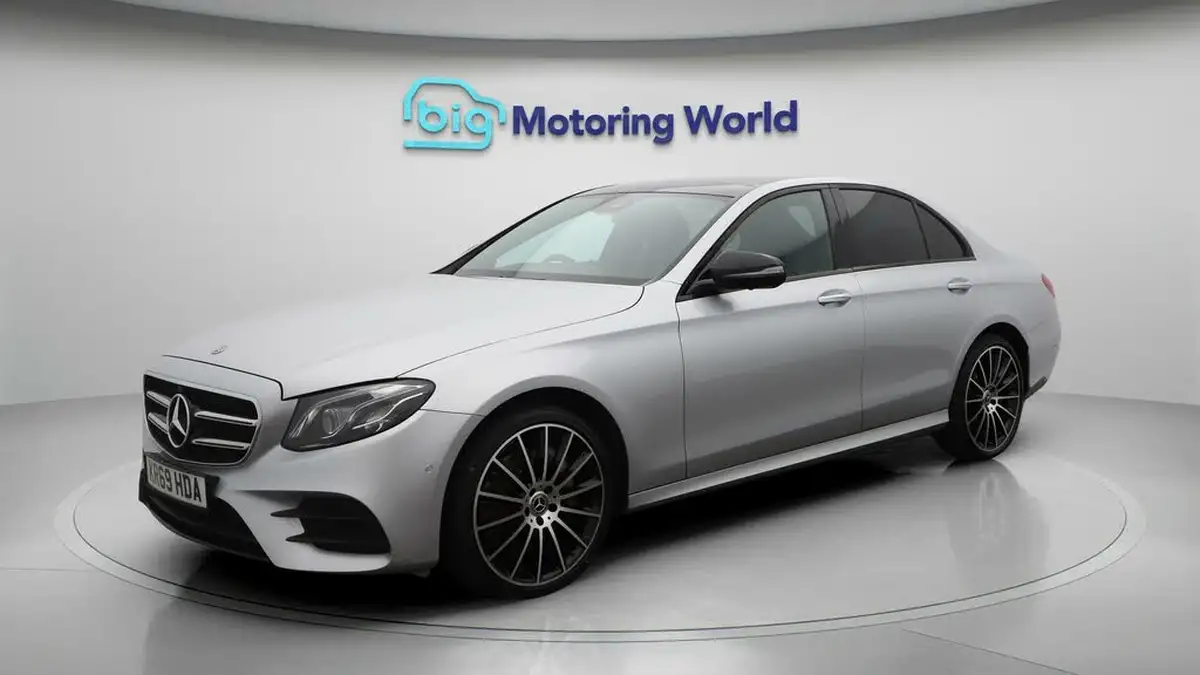 2019-mercedes-benz-e-class-30-d-e400d-amg-line-night-edition-premium-plus-saloon-4d-big-2