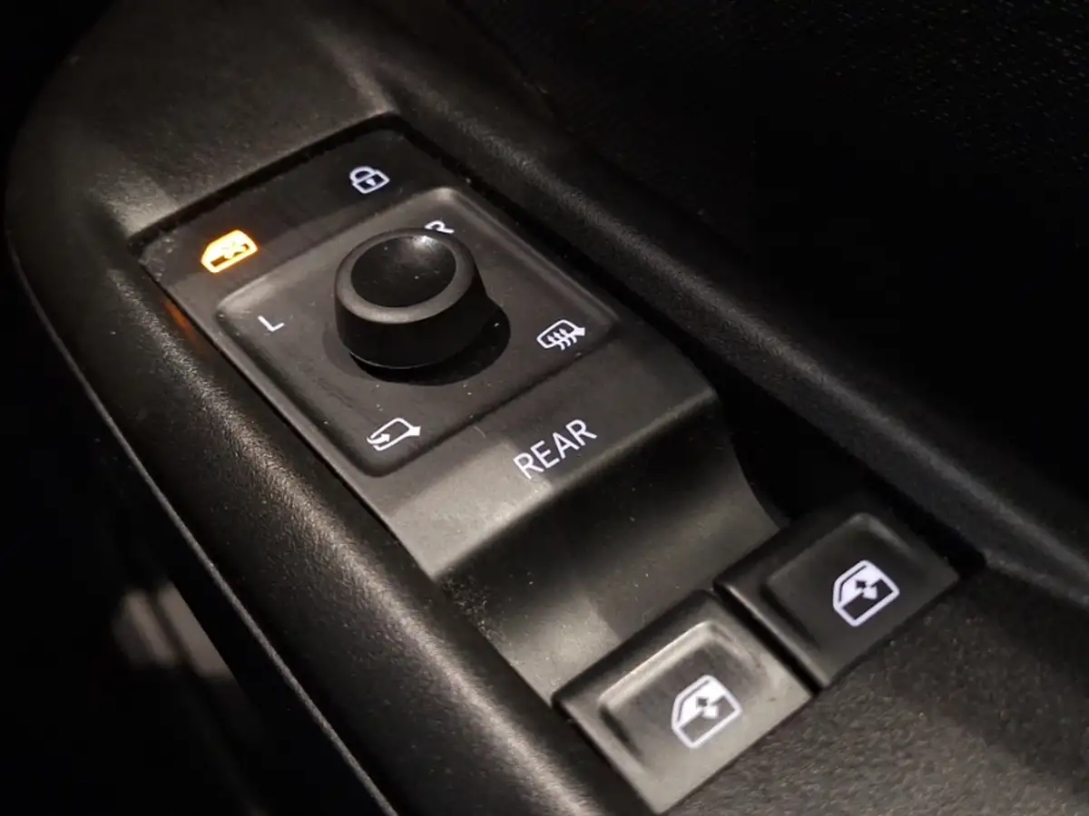 2024-seat-ibiza-10-mpi-se-big-18