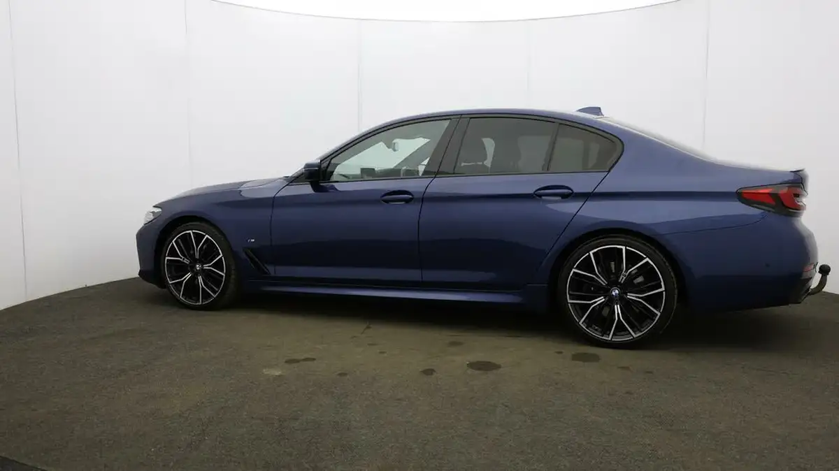 2021-bmw-5-series-20td-520d-m-sport-mht-saloon-4d-big-66