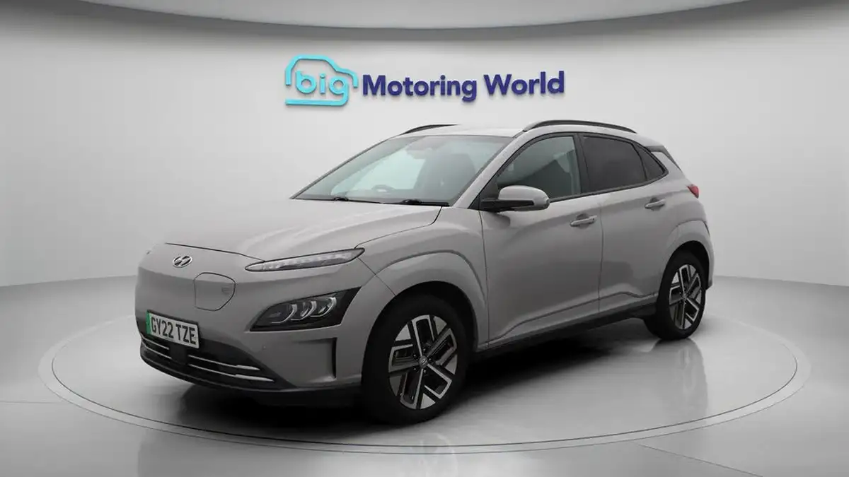 2022-hyundai-kona-e-premium-204ps-64kwh-7kw-obc-big-3