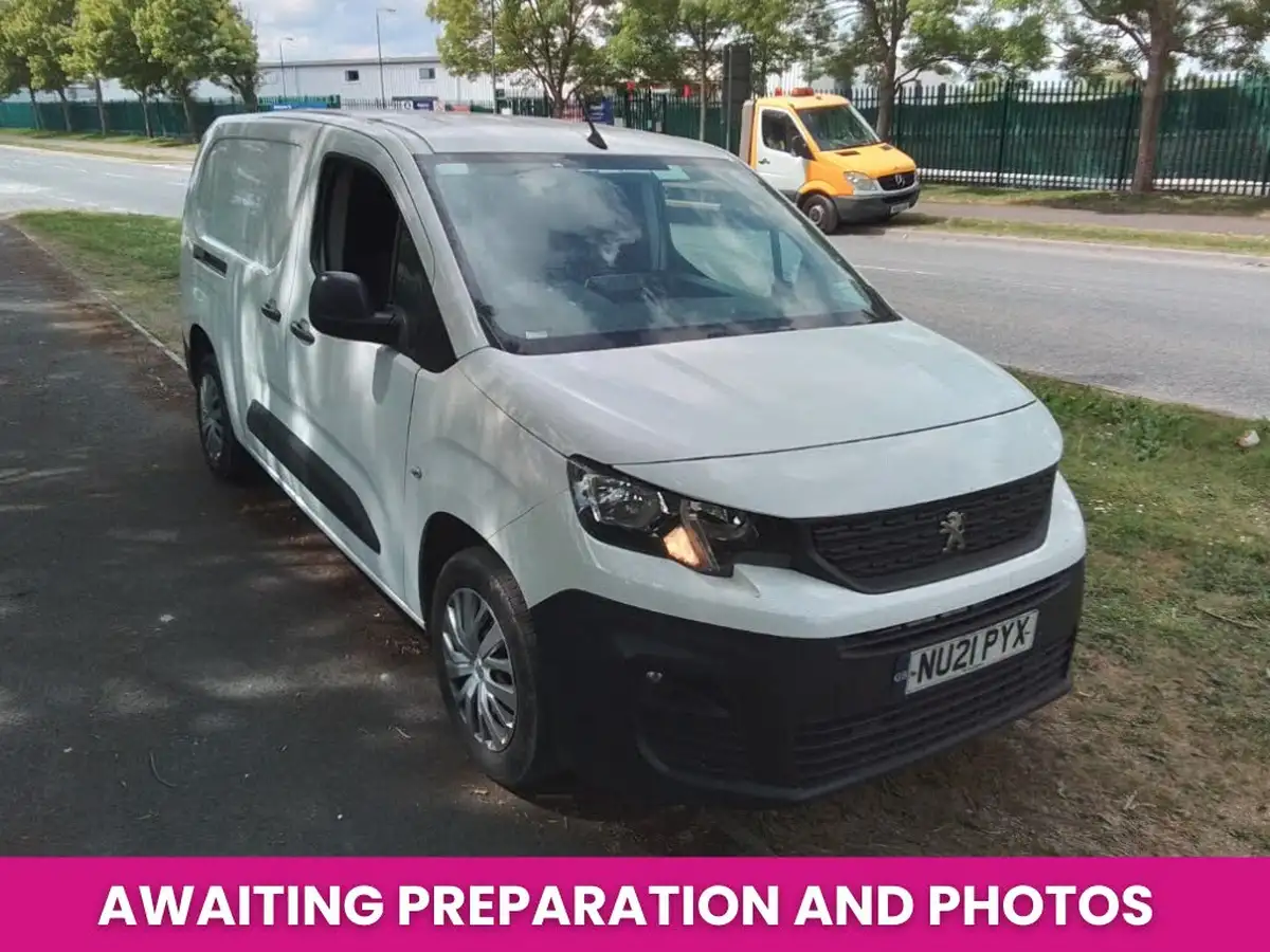 2021-peugeot-partner-15-bluehdi-1000-professional-100ps-eu6dt-panel-big-0