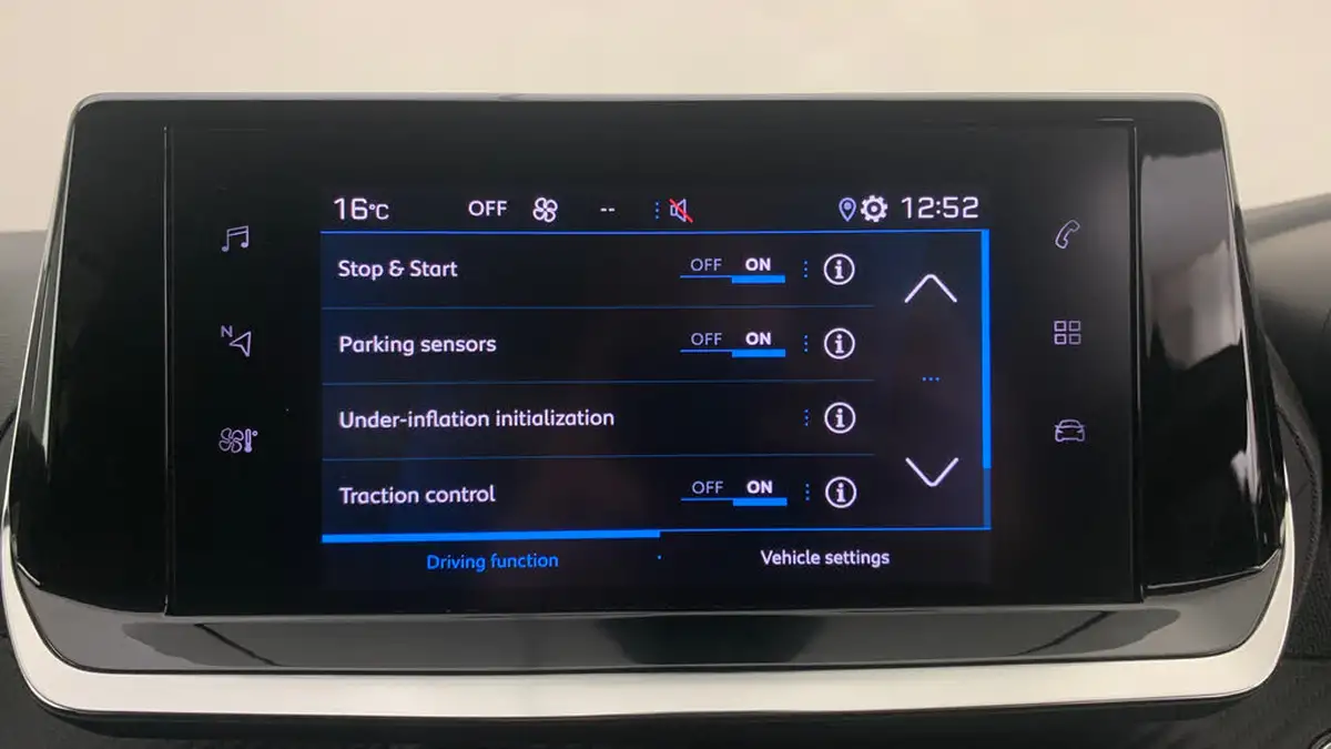 2022-peugeot-208-12-puretech-active-premium-75ps-big-26