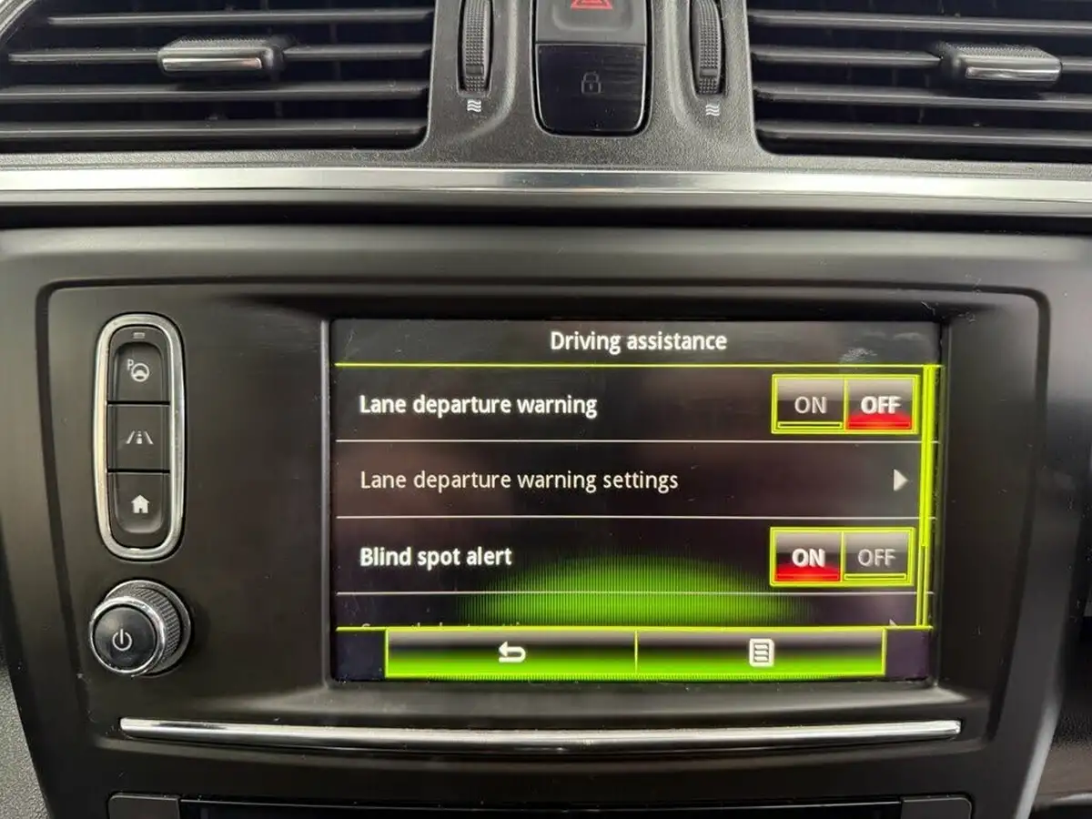 2017-renault-kadjar-12-tce-signature-s-nav-ss-big-44