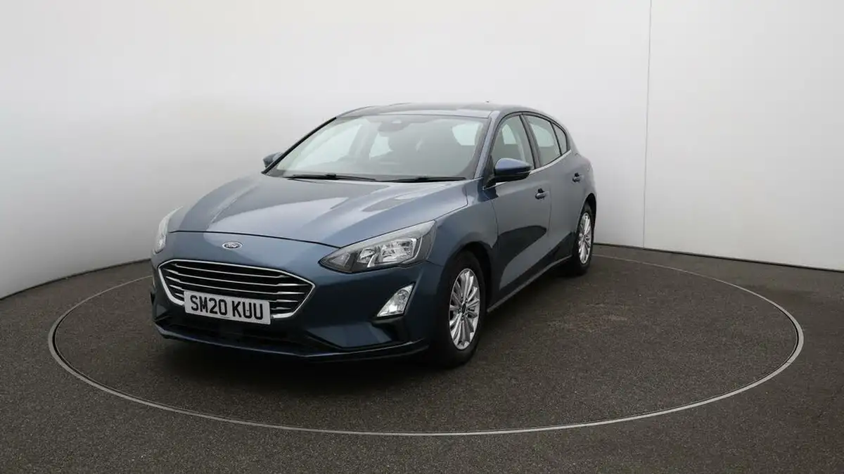 2020-ford-focus-15-titanium-hatchback-big-35