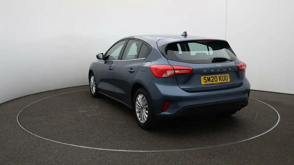 2020-ford-focus-15-titanium-hatchback-big-59