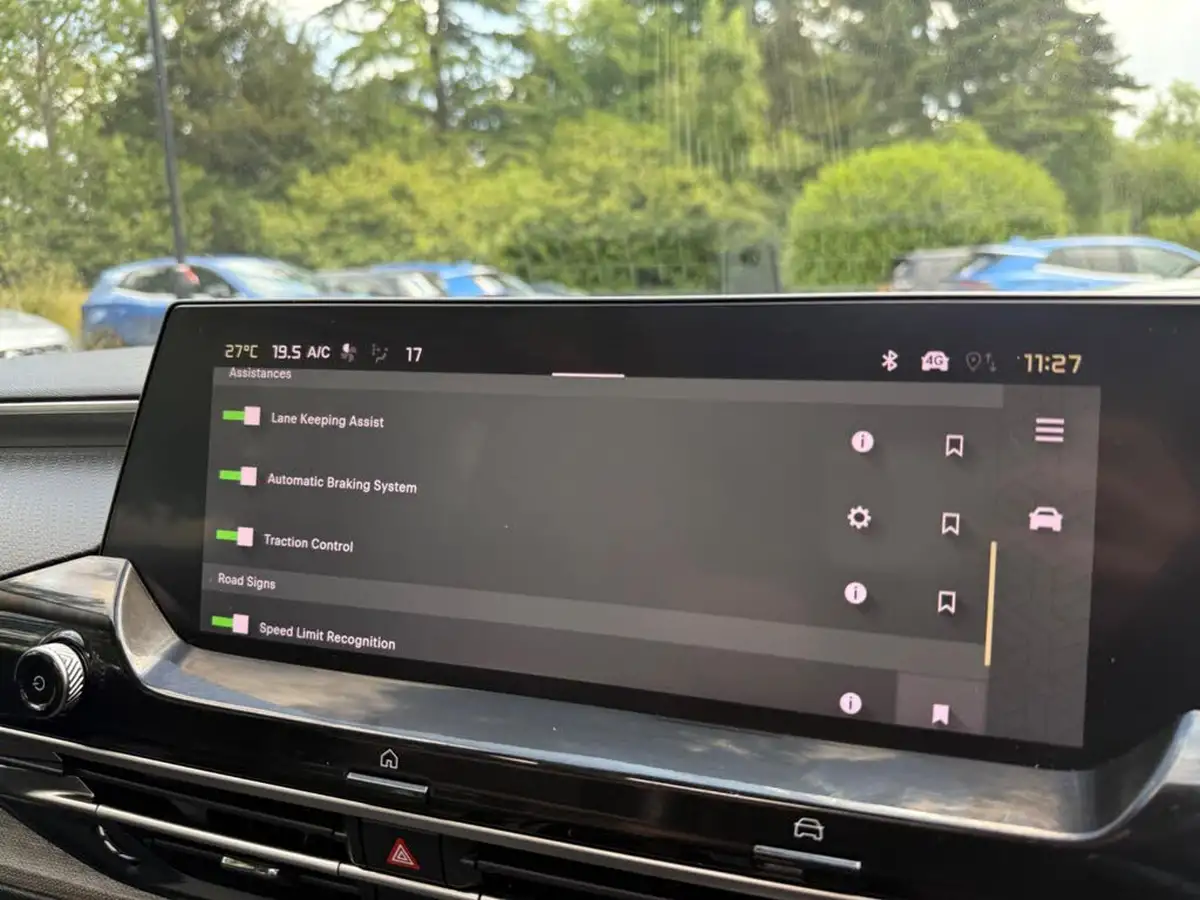 2022-citroen-c5-x-16-puretech-shine-plus-225ps-plug-in-hybrid-e-eat8-big-60