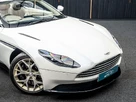 2018-aston-martin-db11-40-v8-small-10