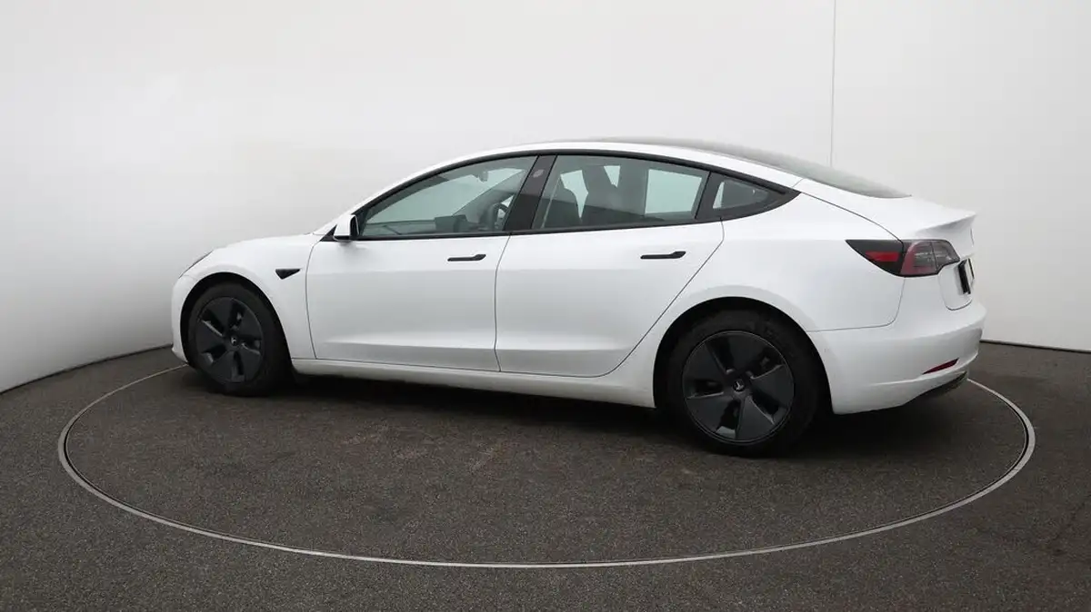 2021-tesla-model-3-e-long-range-4x4-big-45