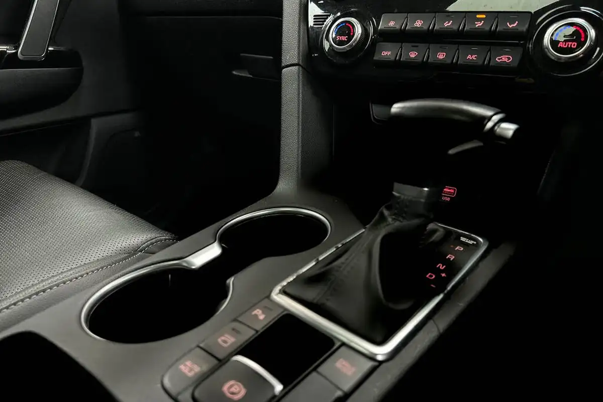 2019-kia-sportage-16crdi-4-dct-big-18