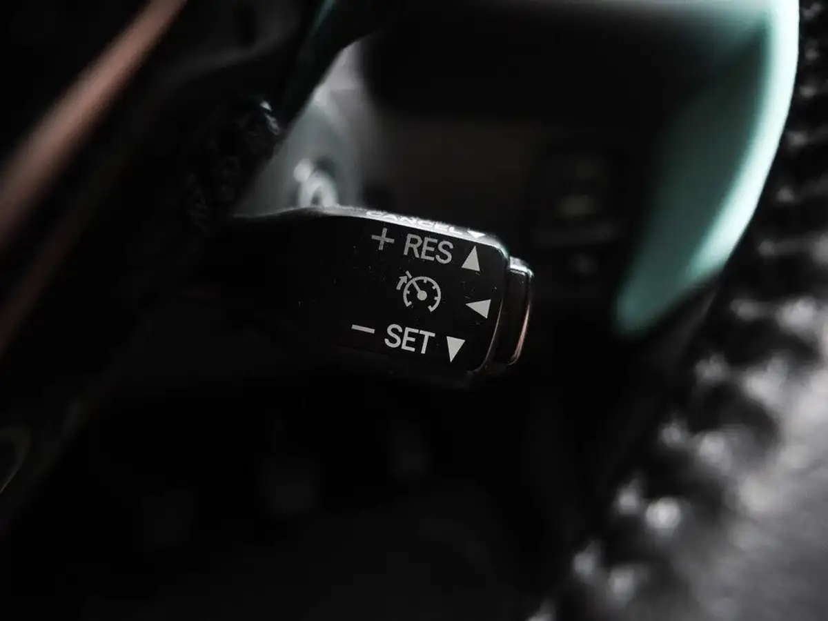 2018-citroen-c1-10-vti-flair-72ps-5d-big-35