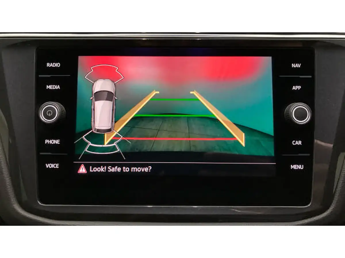 2023-volkswagen-tiguan-15-tsi-r-line-edition-big-27