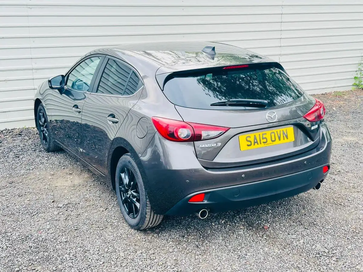 2015-mazda-mazda3-20-se-l-nav-hatchback-5d-big-13