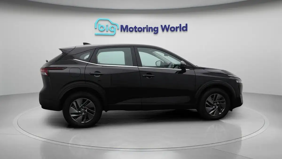 2022-nissan-qashqai-13-dig-t-acenta-premium-140ps-big-8
