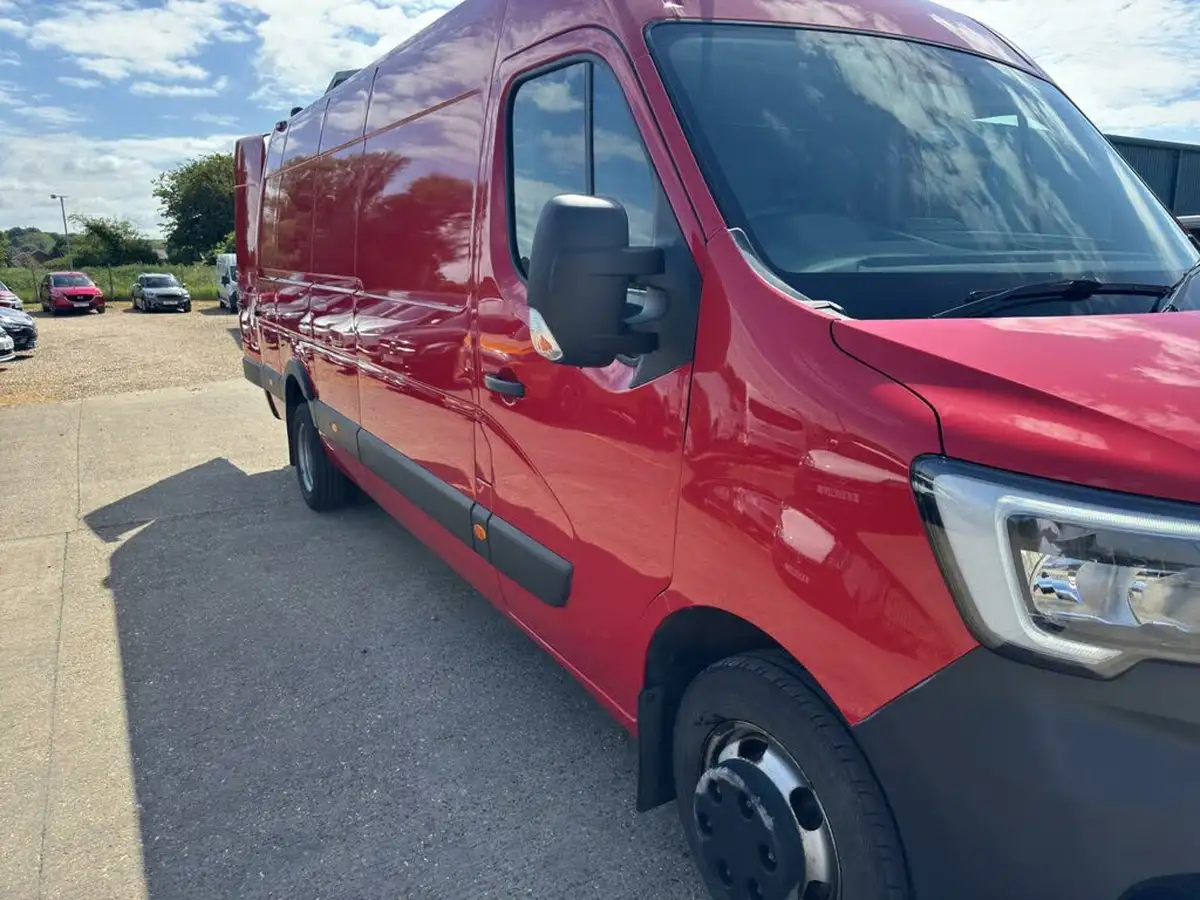 2022-renault-master-23dci-lml35tw-145-business-rwd-big-26
