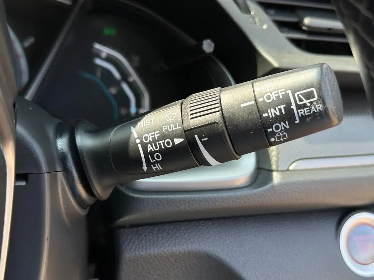 2017-honda-civic-10-vtec-turbo-ex-ss-big-29