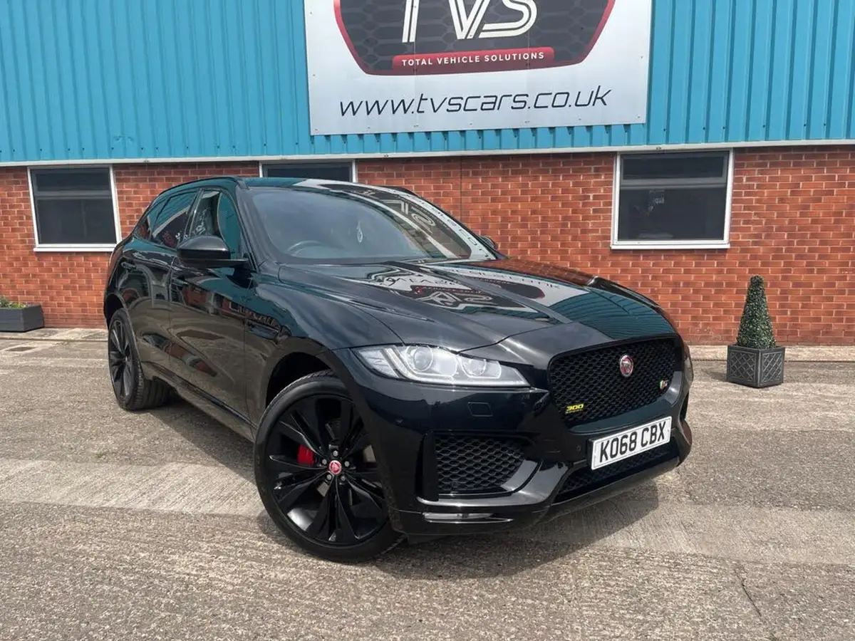 2018-jaguar-f-pace-30td-s-awd-big-1
