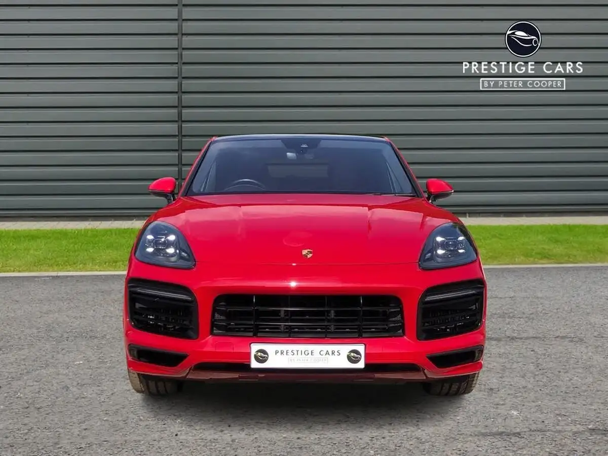 2020-porsche-cayenne-40-v8-gts-coupe-big-6