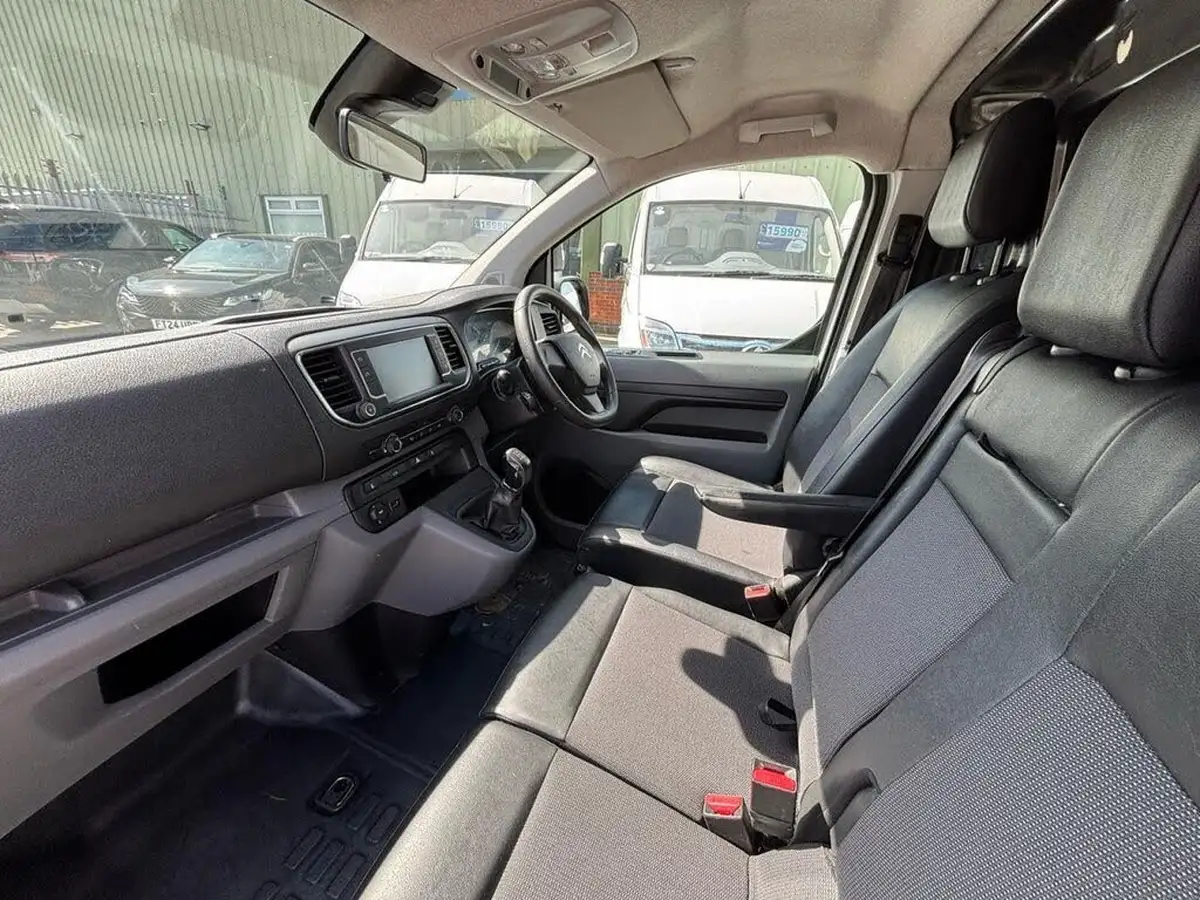 2019-citroen-dispatch-16bluehdi-x-m-1000-95pseu6-big-14
