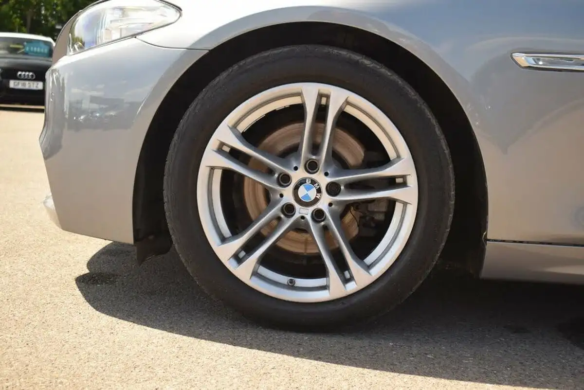 2016-bmw-5-series-20td-520d-m-sport-188bhp-saloon-4d-auto-big-13