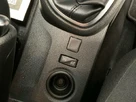 2019-renault-captur-09-tce-iconic-small-39