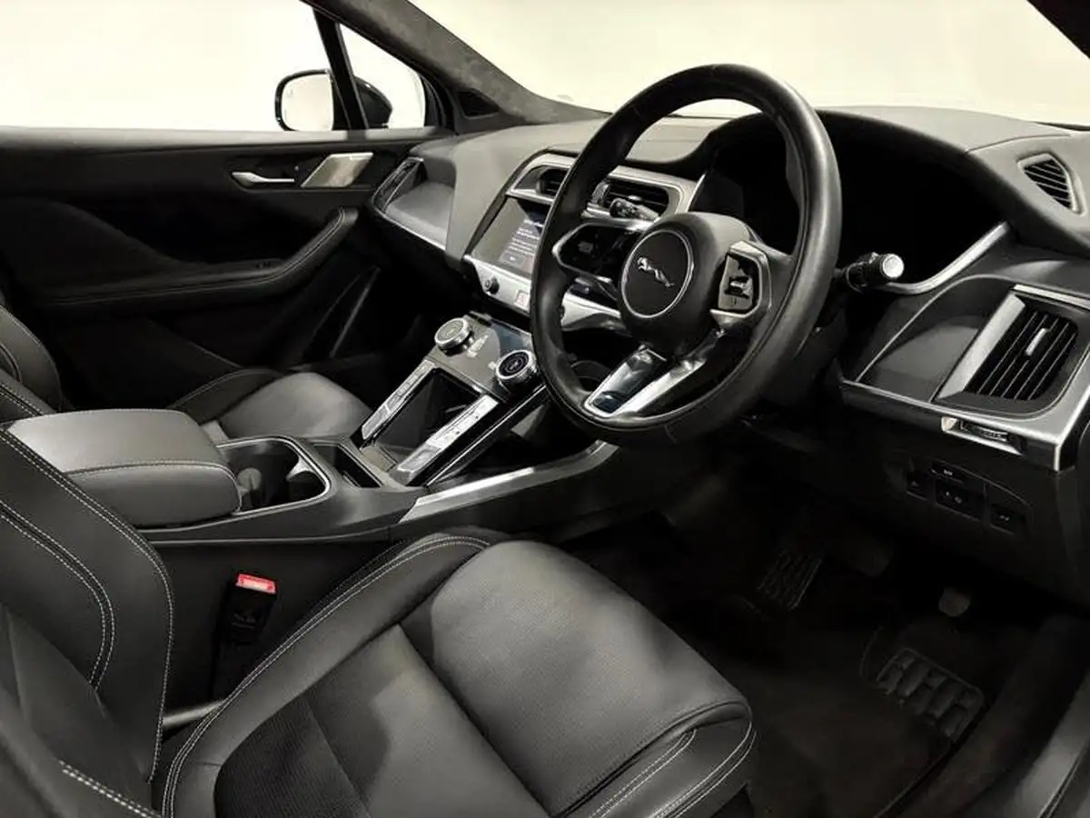 2023-jaguar-i-pace-ev400-r-dynamic-hse-black-big-8