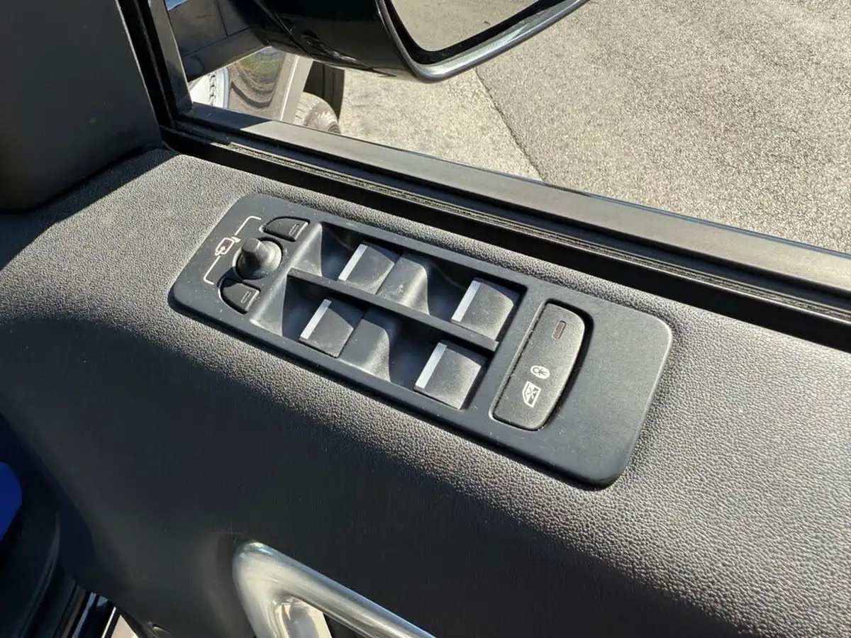2018-land-rover-discovery-sport-20td4-hse-182ps-auto-big-23