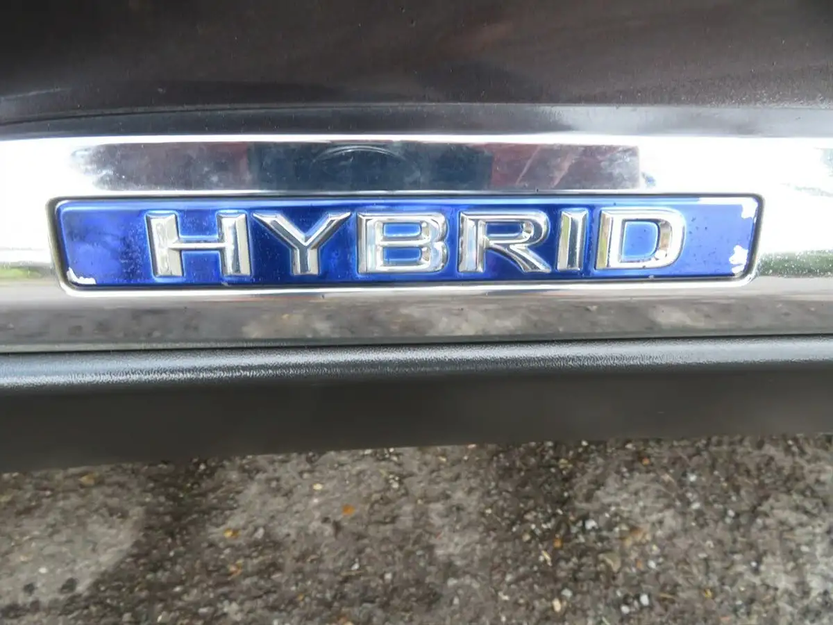 2009-lexus-rx-450h-35-se-i-big-13