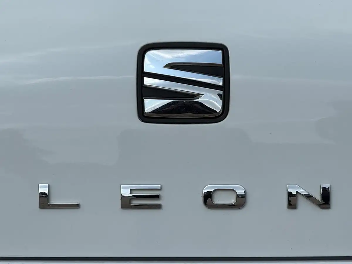 2017-seat-leon-20tdi-fr-titanium-technology-184ps-big-35