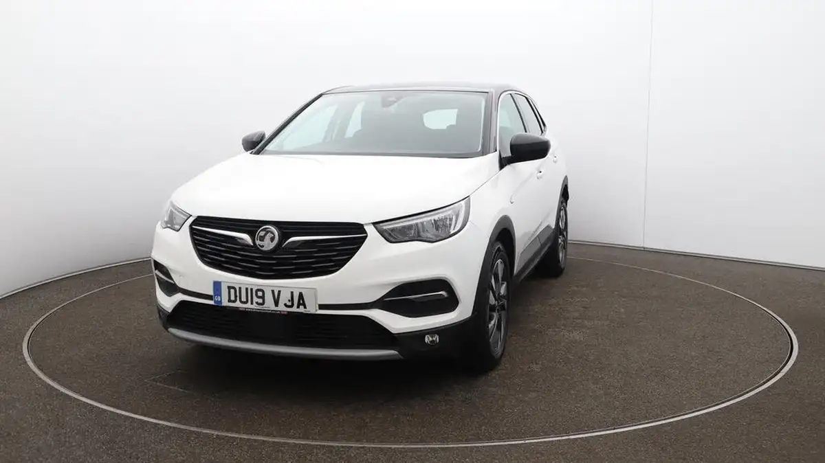 2019-vauxhall-grandland-x-12-sport-nav-big-38
