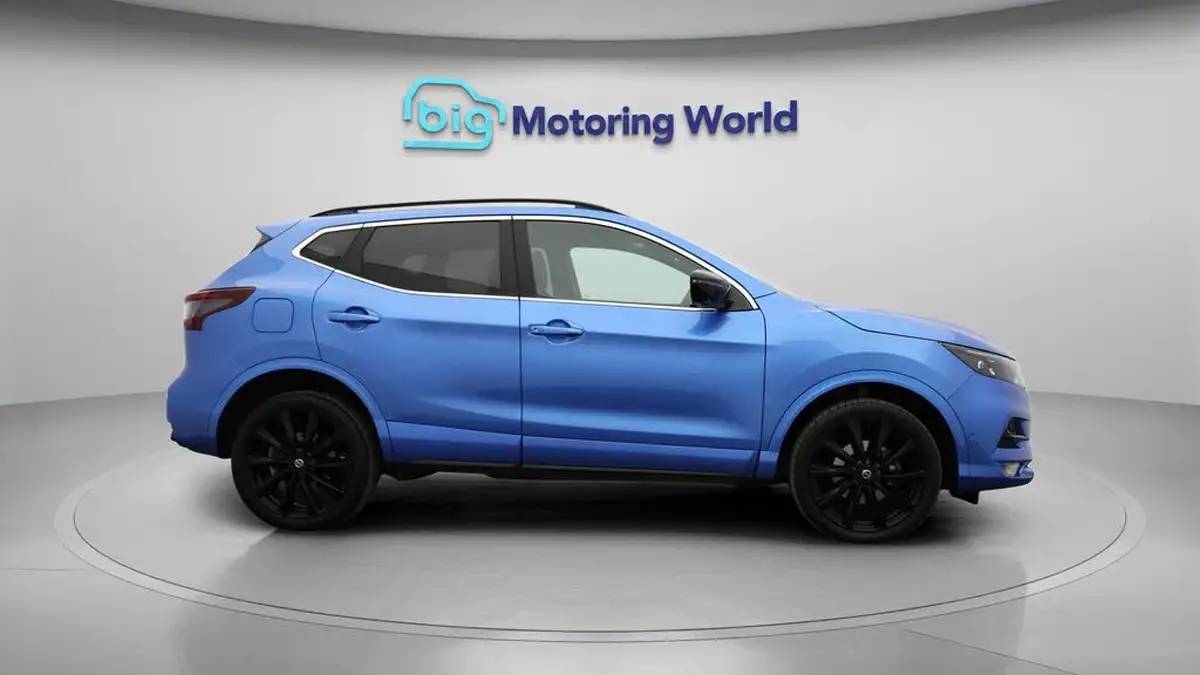 2020-nissan-qashqai-13-dig-t-n-tec-160ps-propilotglass-dct-big-8