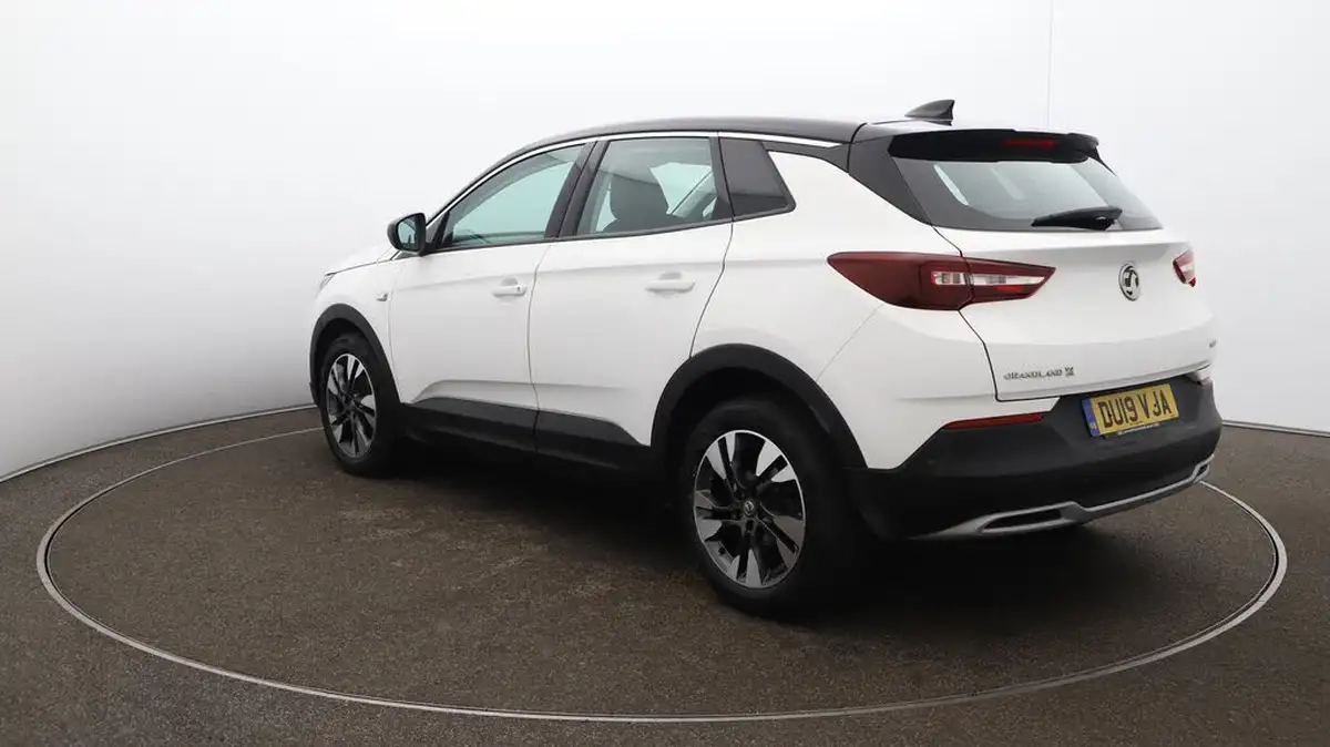 2019-vauxhall-grandland-x-12-sport-nav-big-62