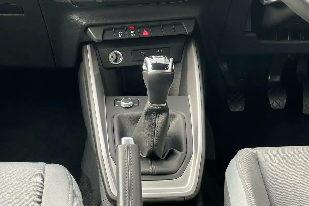 2023-audi-a1-10-25-tfsi-sport-big-33