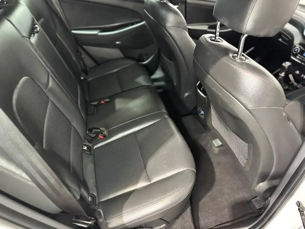 2019-hyundai-tucson-16-gdi-premium-big-13