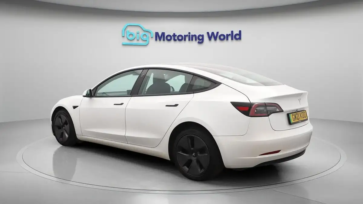 2021-tesla-model-3-e-long-range-4x4-big-5